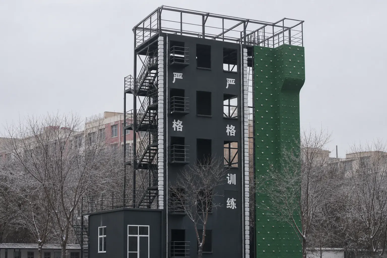 新疆某部场地训练设施