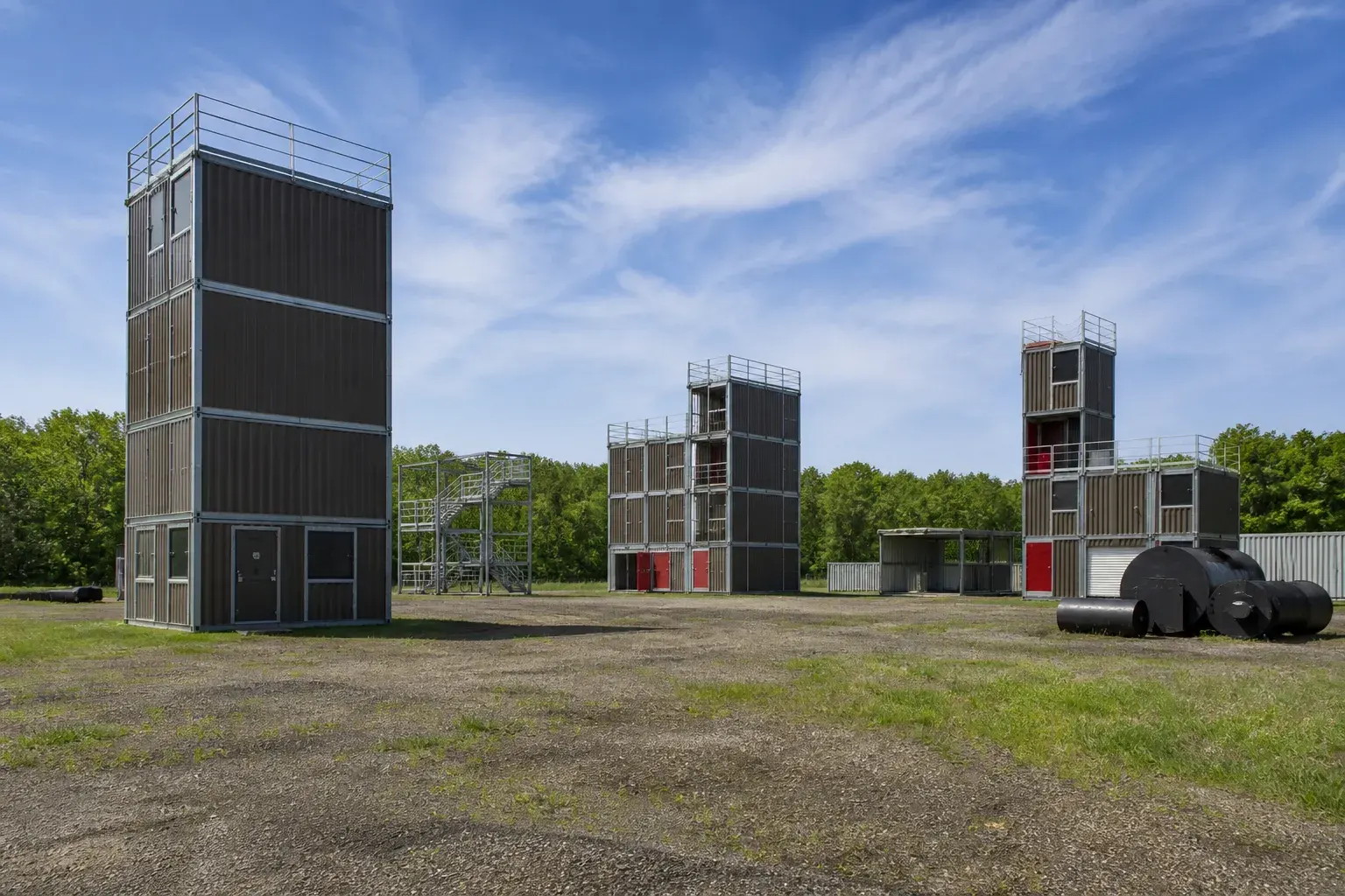 训练基地项目交付突破千项里程碑 · 基地全景俯视(3/3)